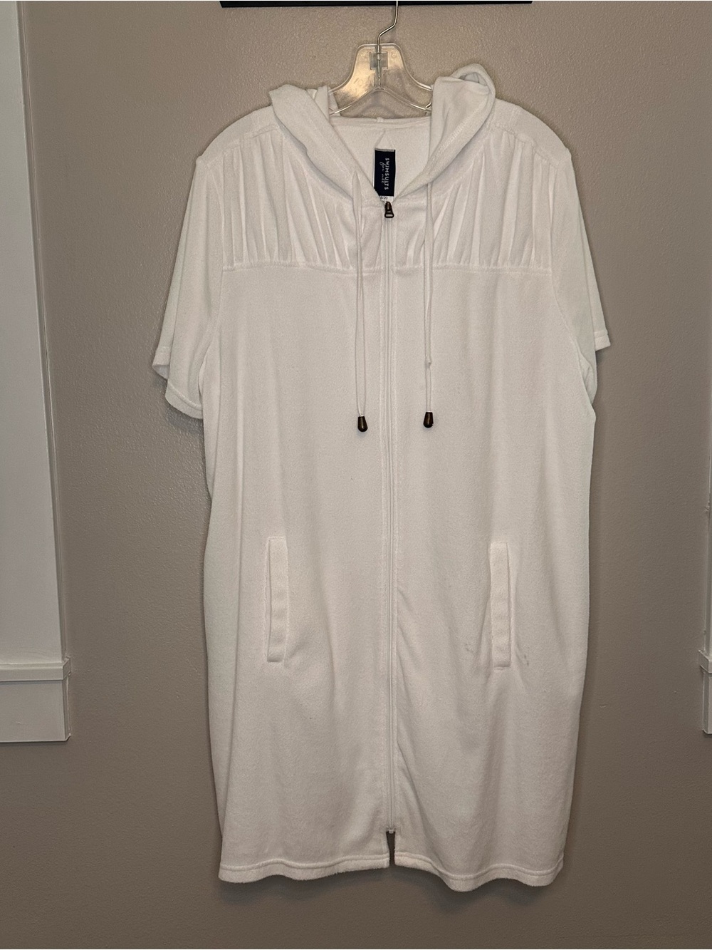 Swimsuits For All White Short-Sleeve Hooded Zip-Up Swim Cover Up